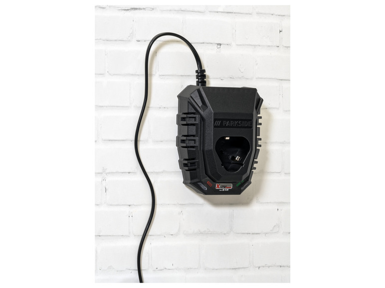 PARKSIDE® 12 V Akku-Ladegerät »PLGK 12 A3«, 2,4 A Fabrikladen