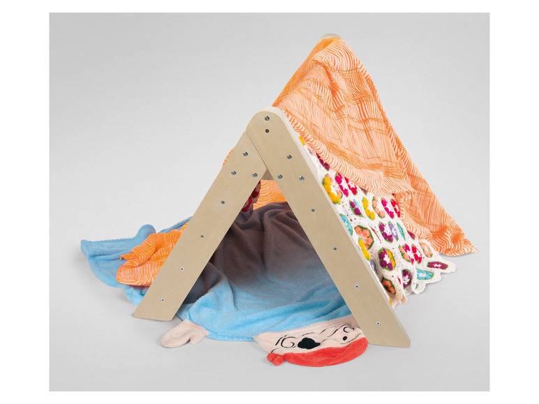 Playtive Kletterdreieck, aus Massivholz im Angebot