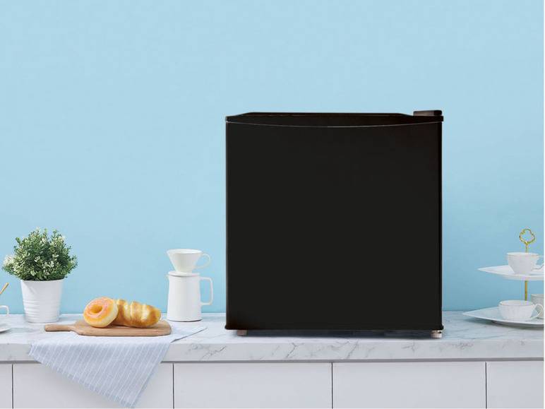 Comfee Mini-Kühlschrank »RCD76DK2«, mit Eisfach Fabrik Onlineshop