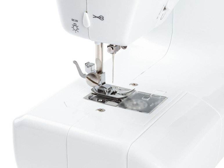Ufesa Nähmaschine »SW3003 Performance«, mit LCD-Display Saisonale Angebote
