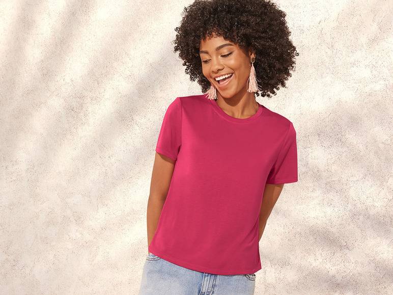 esmara® Damen T-Shirt, leger geschnitten im Angebot