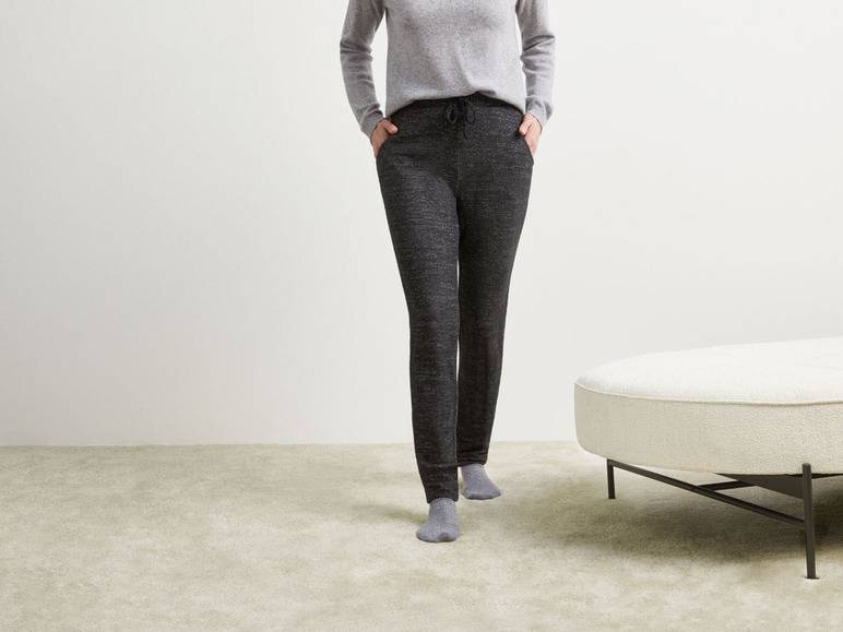 esmara® Damen Relaxhose mit seitlichen Eingrifftaschen Super Sparpreis