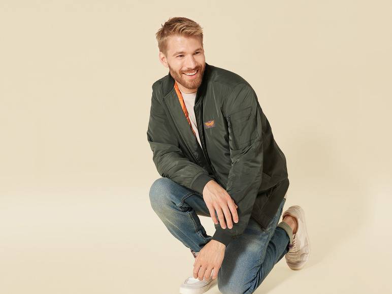 LIVERGY® Herren Bomberjacke mit Ärmeltasche Neueste Mode