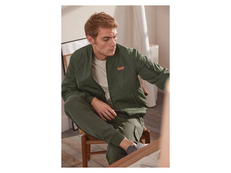 LIVERGY® Herren Bomberjacke mit Ärmeltasche Neueste Mode