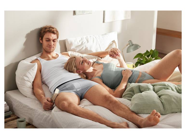 LIVERGY® Herren Achselhemden, 3 Stück, aus reiner Baumwolle Bis zu 55% Rabatt