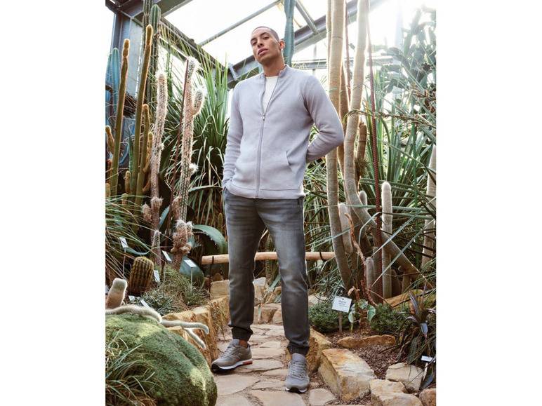 LIVERGY® Herren Strickjacke mit Stehkragen, körpernah geschnitten Auslauf