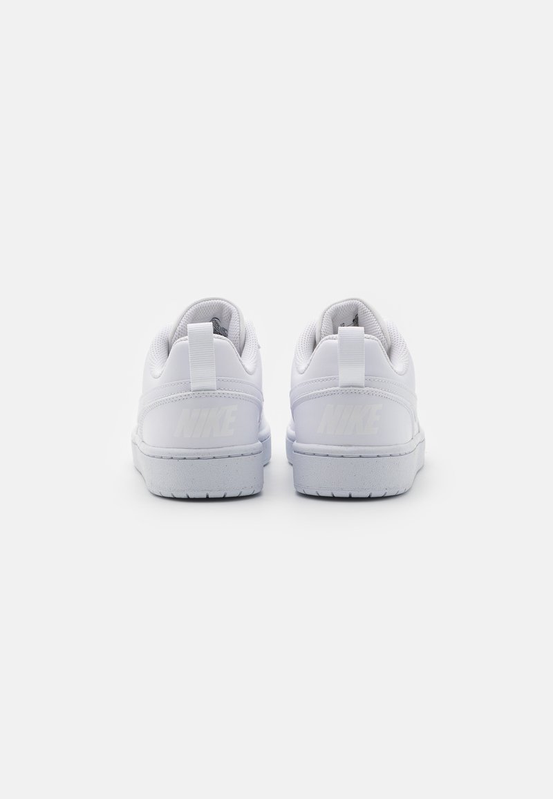 Nike Sportswear Nike Sportswear COURT BOROUGH RECRAFT UNISEX - Trainers - white Letzte 3 Tage