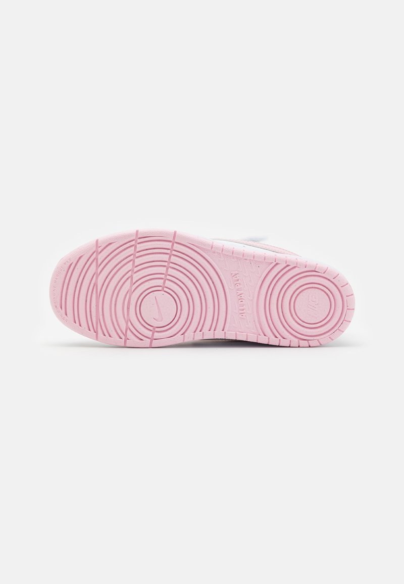 Nike Sportswear Nike Sportswear COURT BOROUGH RECRAFT UNISEX - Trainers Nur noch ein Tag übrig