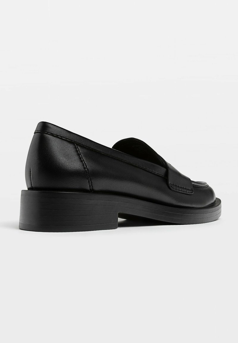 Stradivarius Stradivarius LOAFERS - Slip-ons - black Super Rabatt