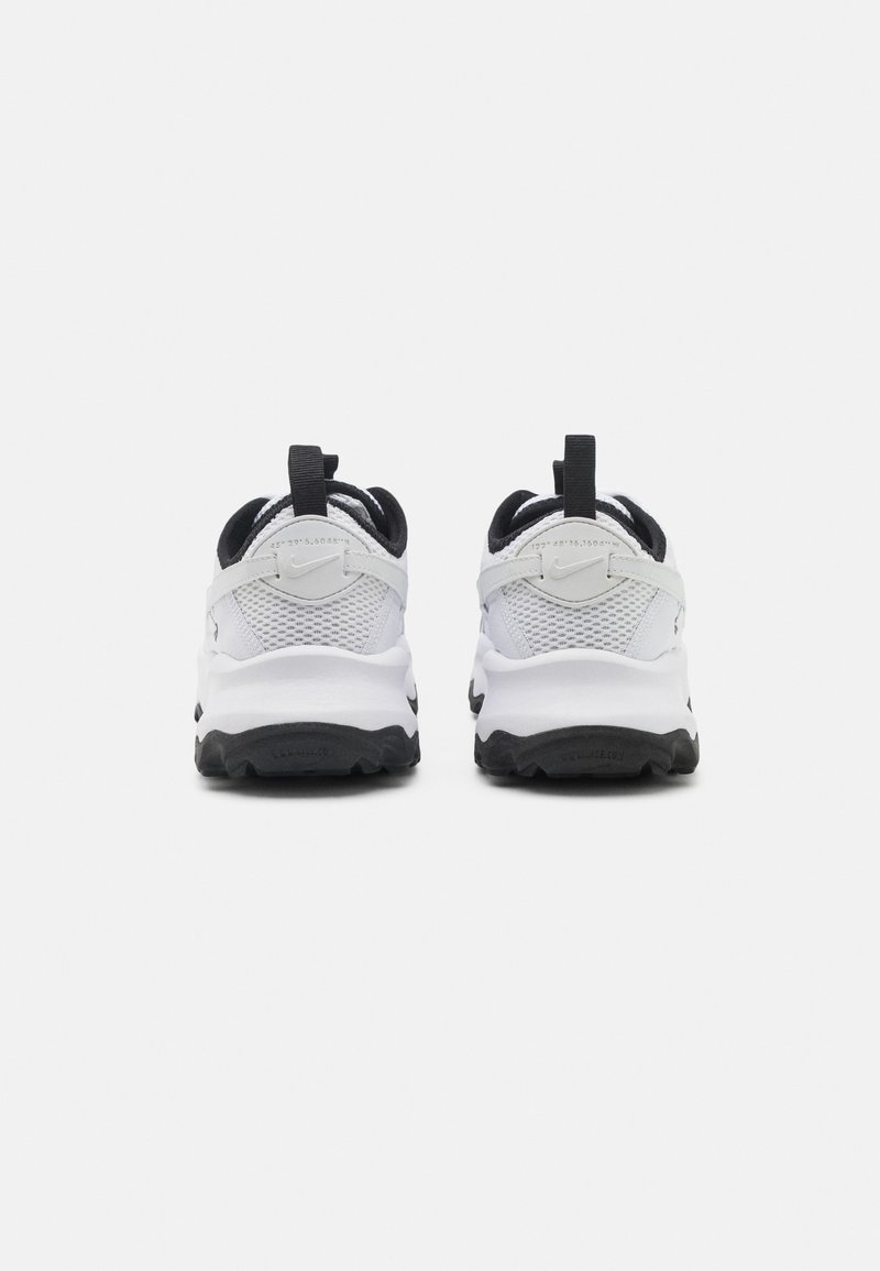 Nike Sportswear Nike Sportswear TC 7900 - Trainers Riesige Rabatte