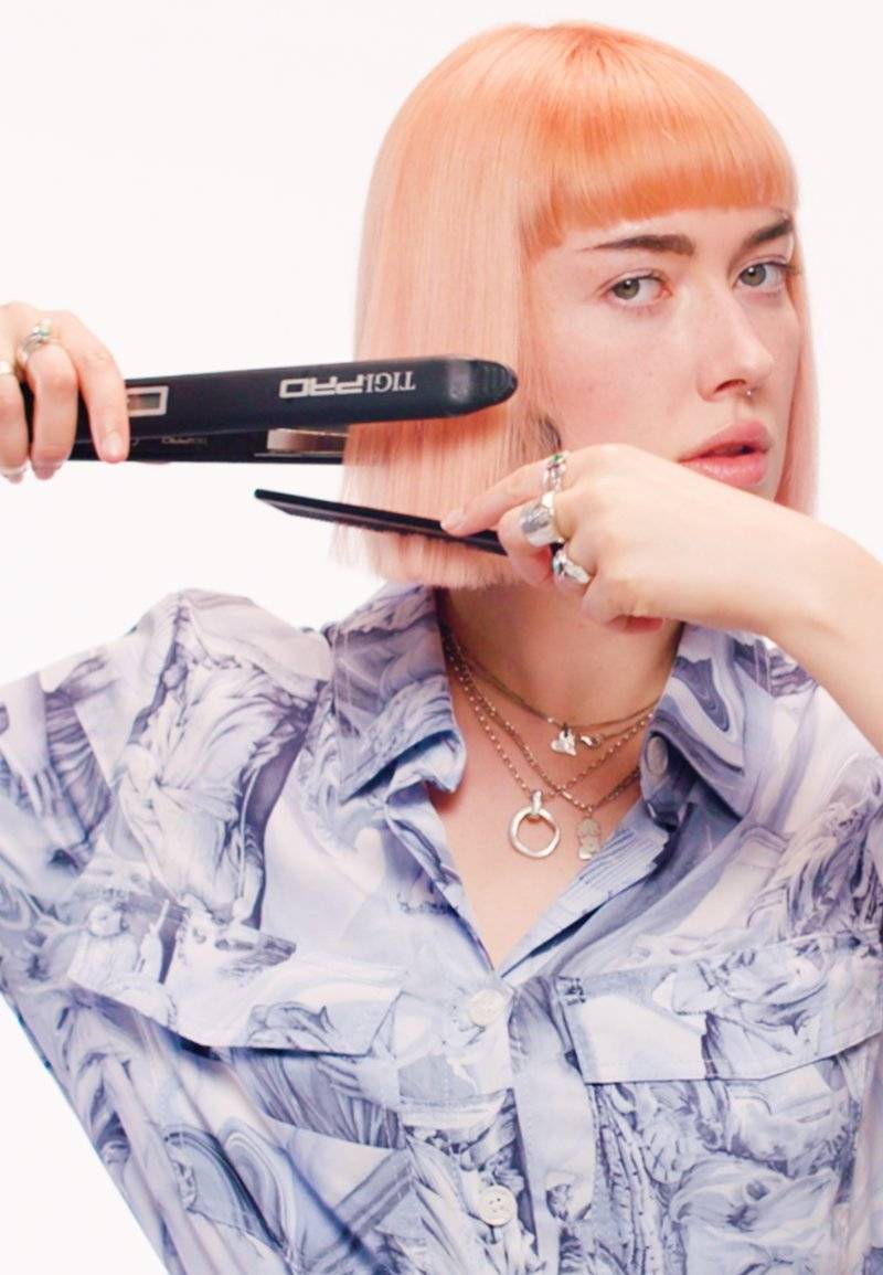 Tigi Tigi BED HEAD STRAIGHTEN OUT - Hair styling Neueste Mode
