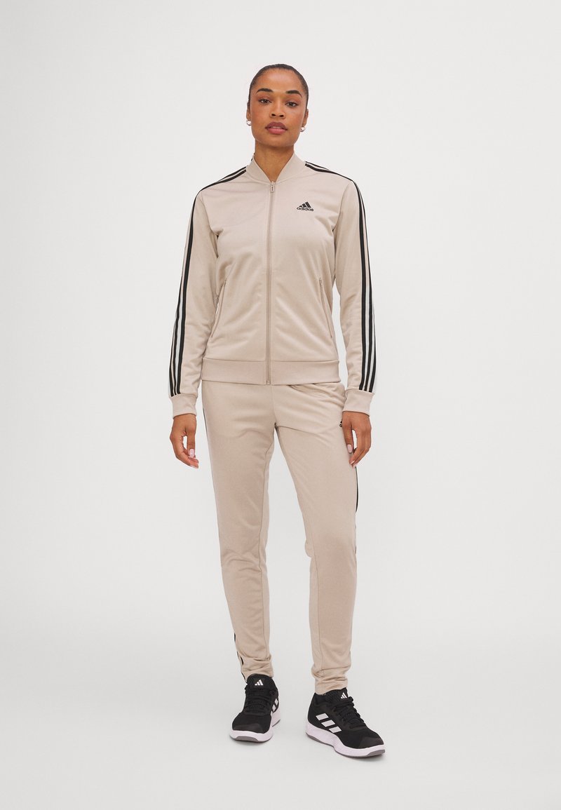 adidas Sportswear adidas Sportswear ESSENTIALS 3-STRIPES - Tracksuit Neuheiten