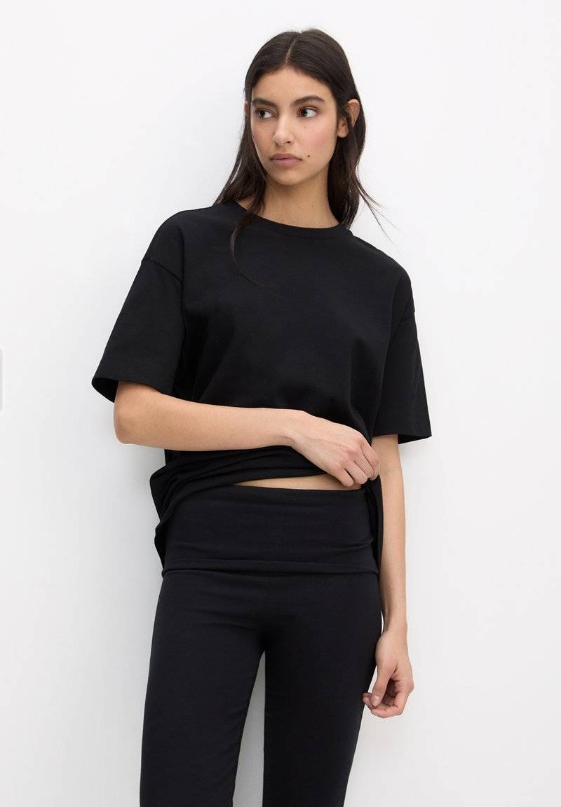 PULL&BEAR PULL&BEAR SHORT SLEEVE - PACK OF 2 - Basic T-shirt - white Rabatte dieses Monats
