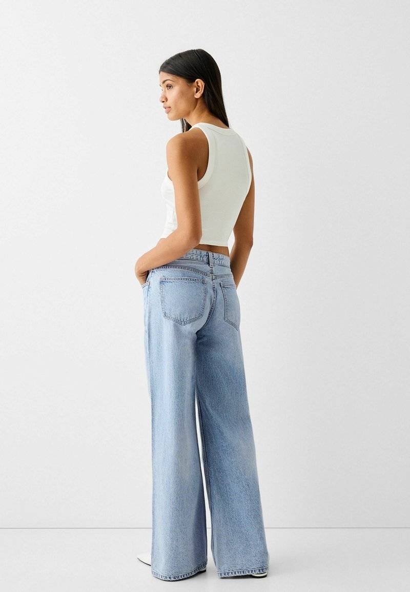 Bershka Bershka WIDE-LEG - Relaxed fit jeans Schlussverkauf