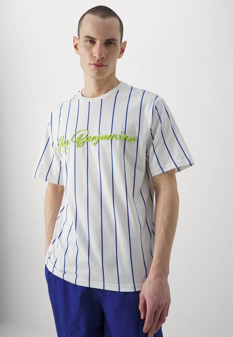 Les Benjamins Les Benjamins TEE UNISEX - Print T-shirt - white Fabrikpreis