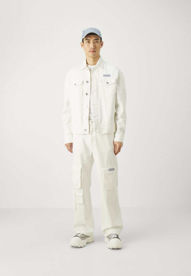 Les Benjamins Les Benjamins JACKET UNISEX - Denim jacket - white Bestseller