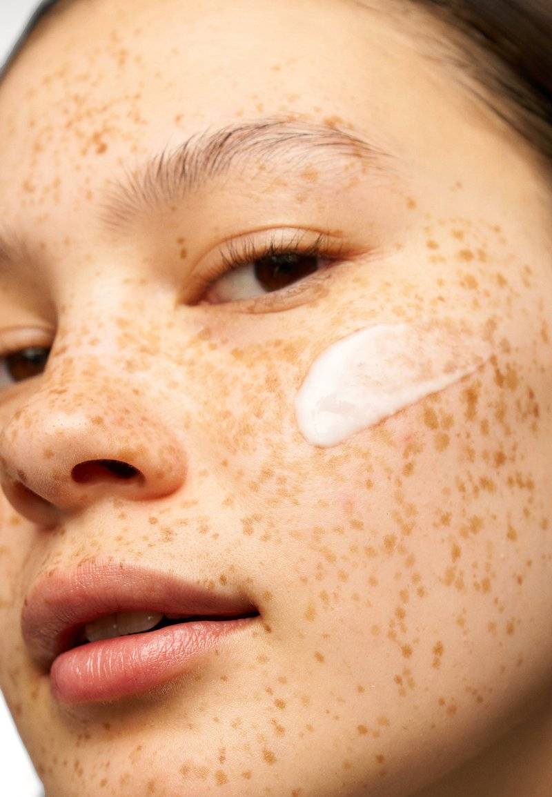 The Ordinary The Ordinary VITAMIN C SUSPENSION 23% + HA SPHERES 2% - Serum Kostenlose Rückgabe