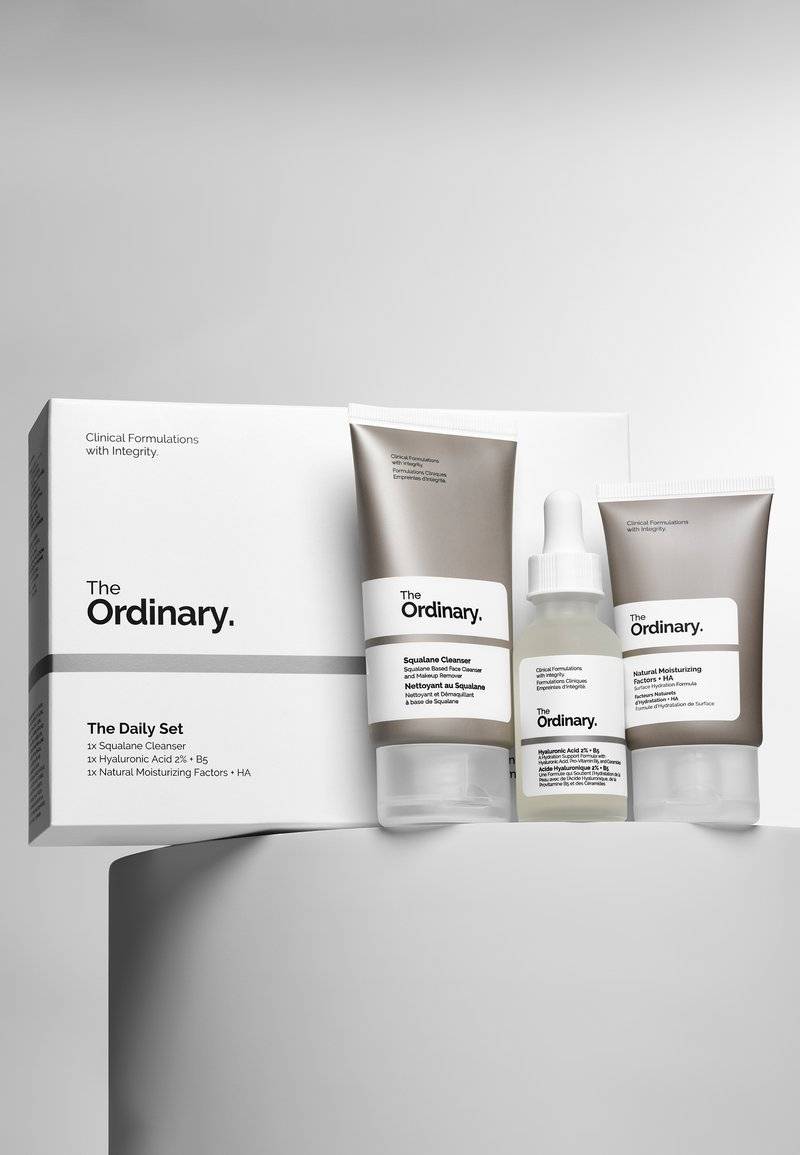 The Ordinary The Ordinary THE DAILY SET - Skincare set Vierteljährliche Förderung