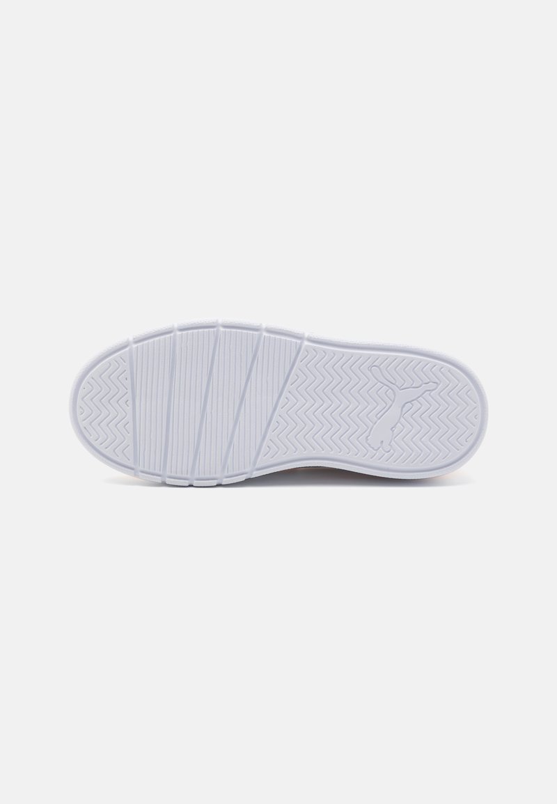 Puma Puma COURTFLEX UNISEX - Neutral running shoes Lagerräumung