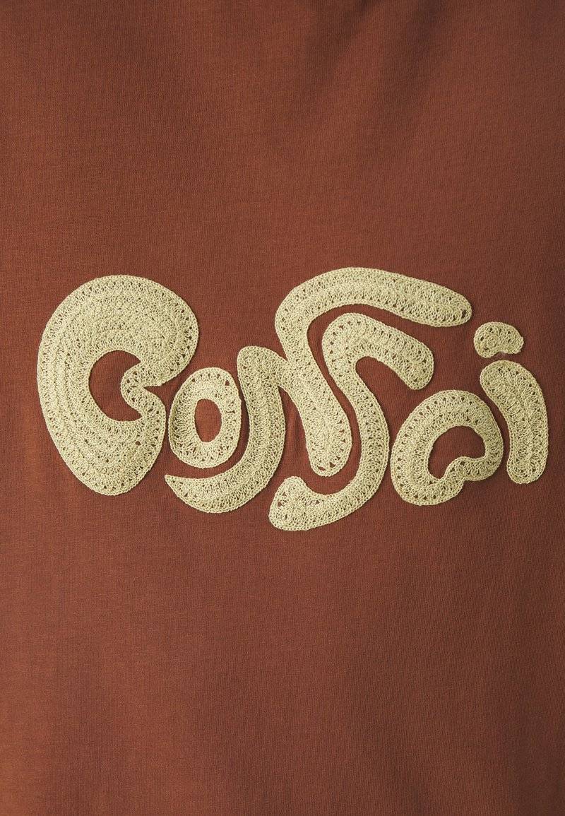 Bonsai Bonsai OVERSIZE TEE EMBRODERY GRAPHIC UNISEX - Print T-shirt - glazed ginger Zeitbegrenzte Promotion