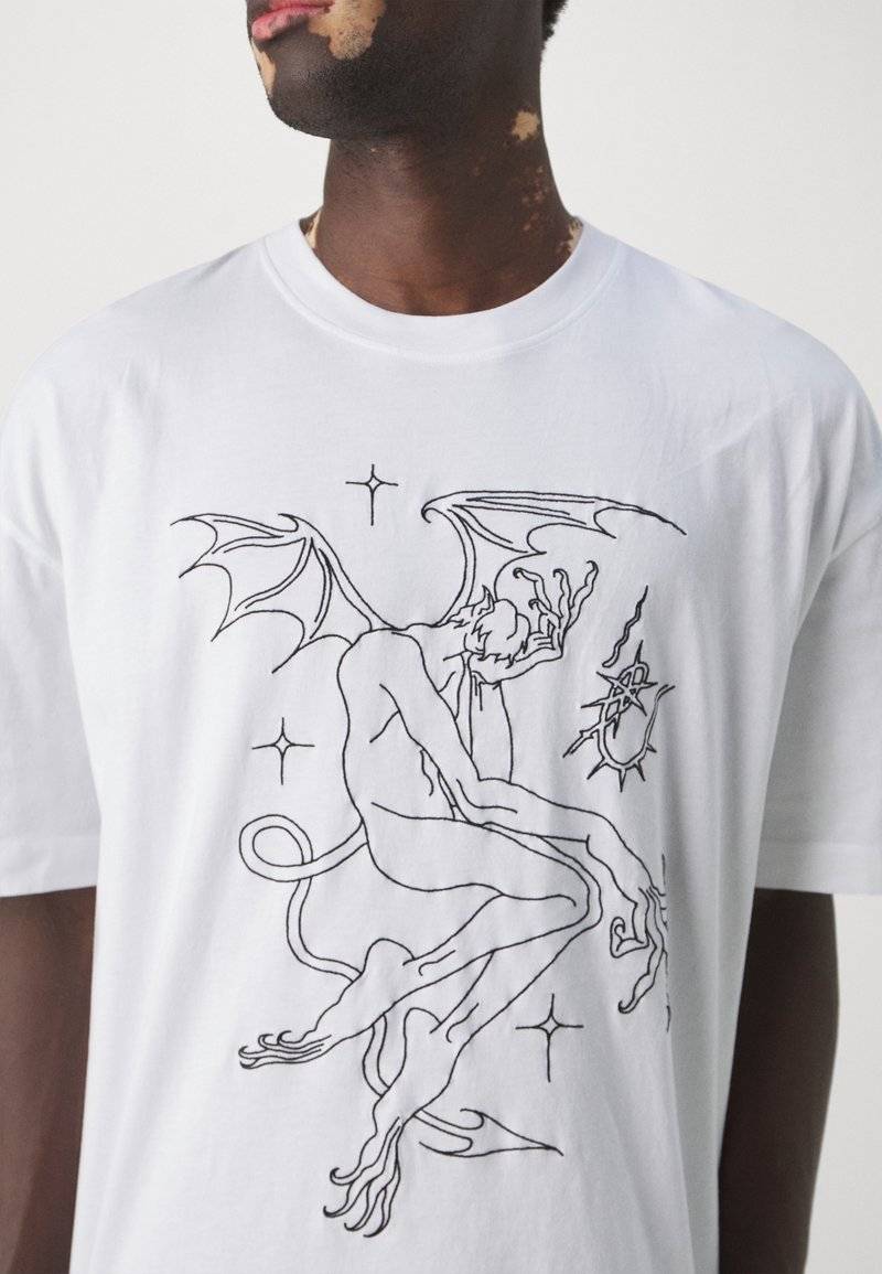 Études Études SPIRIT GUARDIAN UNISEX - Print T-shirt - white Vierteljährliche Förderung