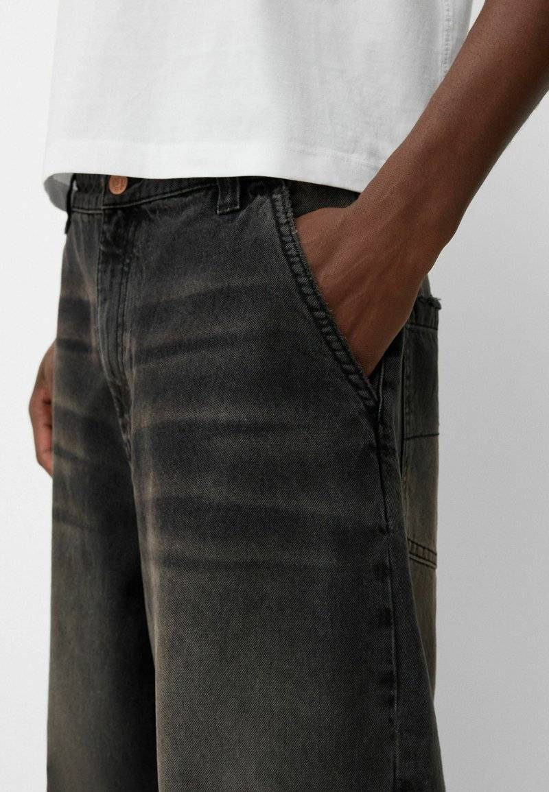Bershka Bershka Relaxed fit jeans - black denim Speichern exportieren