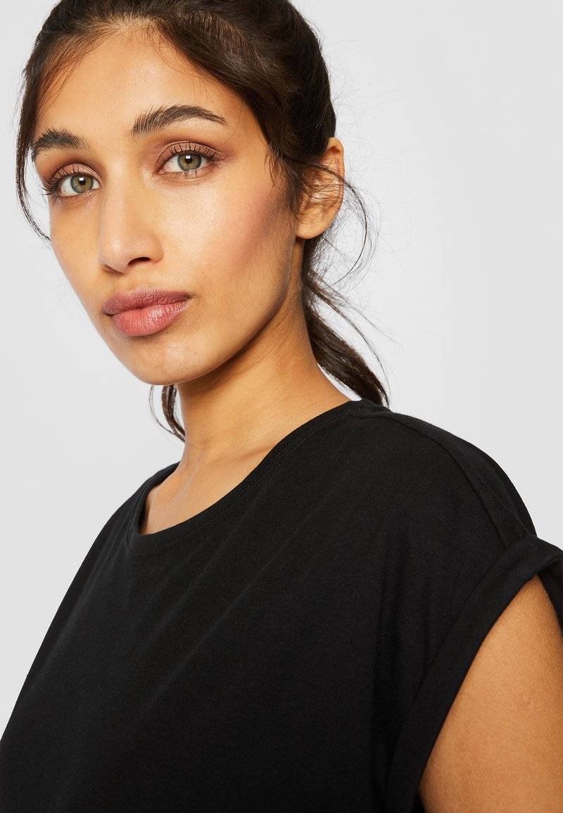 Urban Classics Urban Classics EXTENDED SHOULDER - Basic T-shirt - black Im Verkauf
