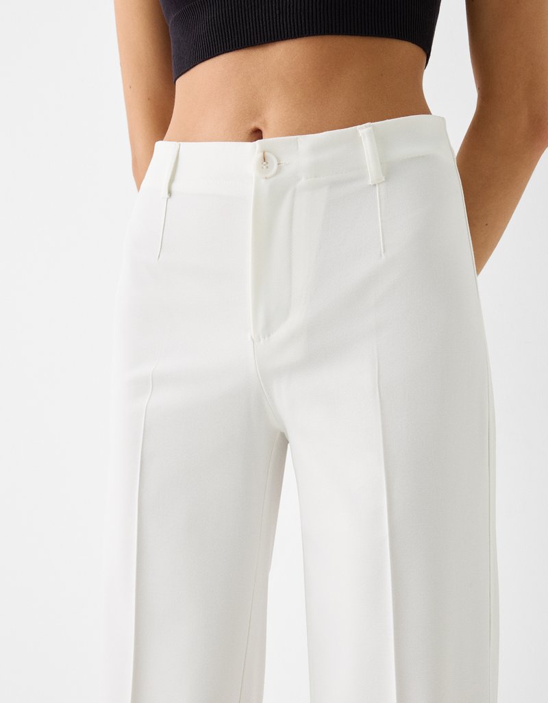 Bershka Bershka WIDE TAILORED - Trousers - white zollfrei