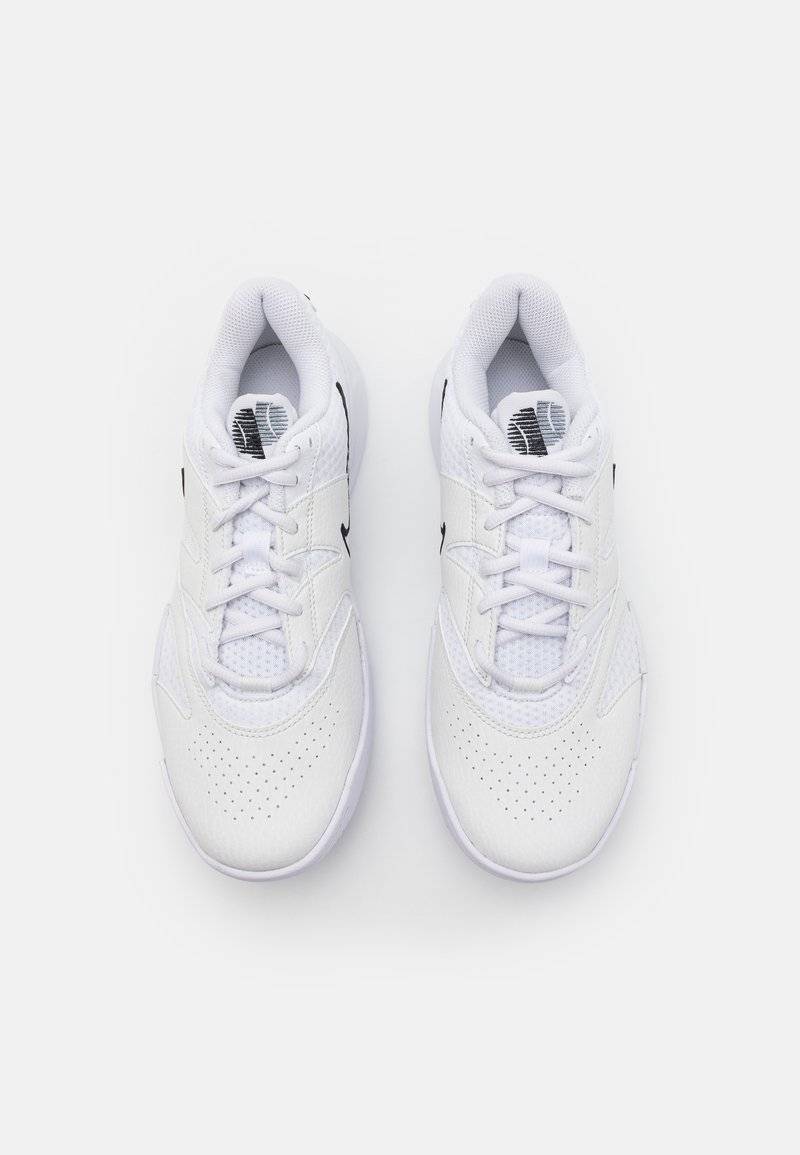 Nike Performance Nike Performance COURT LITE 4 - Multicourt tennis shoes Begrenztes Angebot