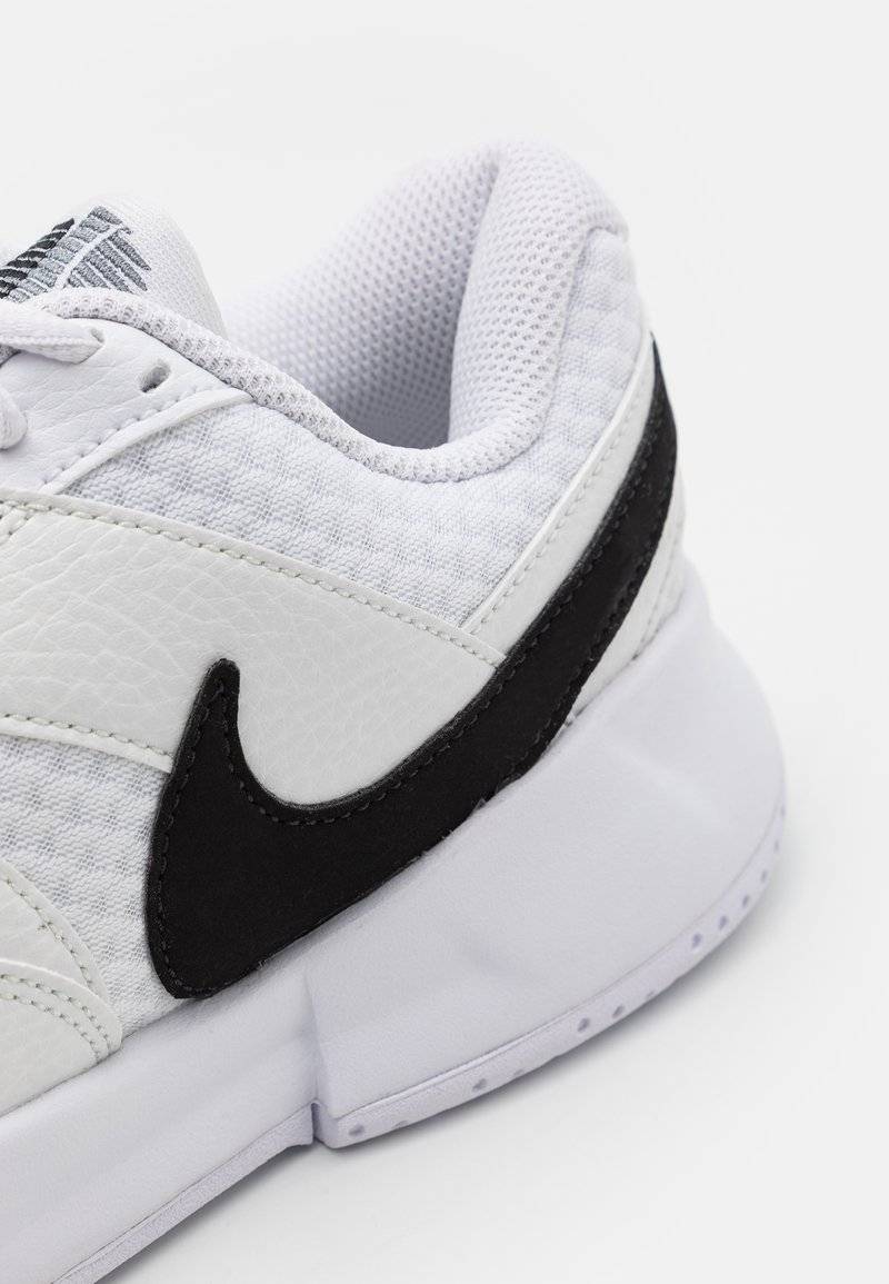 Nike Performance Nike Performance COURT LITE 4 - Multicourt tennis shoes Begrenztes Angebot