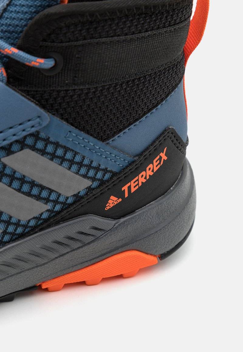 Adidas Terrex Adidas Terrex TERREX TRAILMAKER MID RAIN.RDY HIKING - Hiking shoes Black Friday