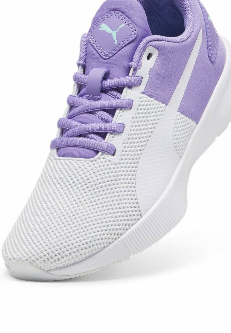 Puma Puma FLYER RUNNER JR UNISEX - Neutral running shoes - lavender alert white silver mist Weihnachtsangebot