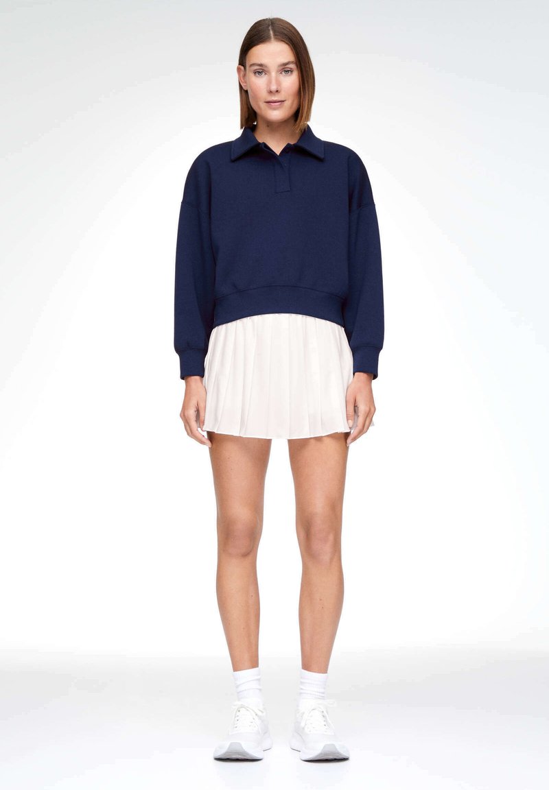 OYSHO OYSHO PLEATED COMPRESSIVE - Sports skirt - white Zeitlich begrenztes Angebot