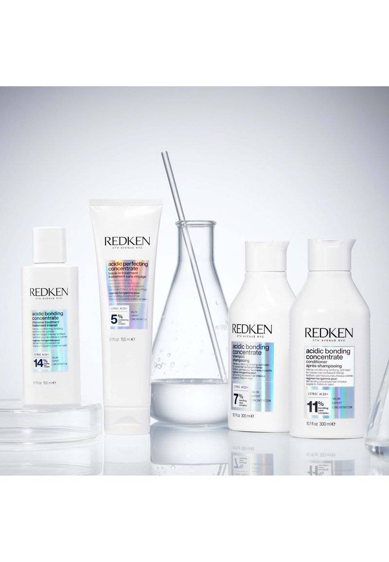 Redken Redken ACIDIC BONDING CONCENTRATE CONDITIONER | STRENGTH REPAIR, INTENSE CONDITIONING AND COLOR PROTECTION FOR DAMAGED HAIR - Conditioner JETZT KAUFEN
