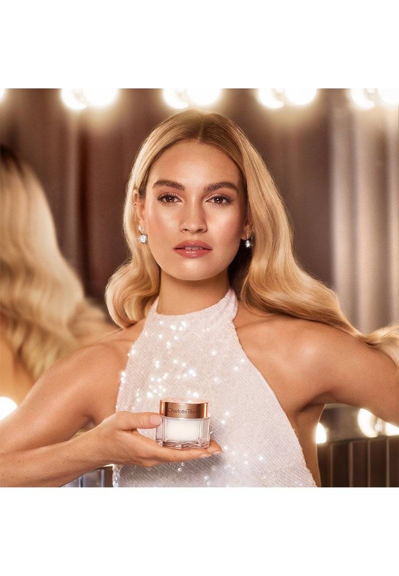 Charlotte Tilbury Charlotte Tilbury TRAVEL SIZED CHARLOTTE'S MAGIC CREAM - MOISTURISER - Face cream Nur für heute