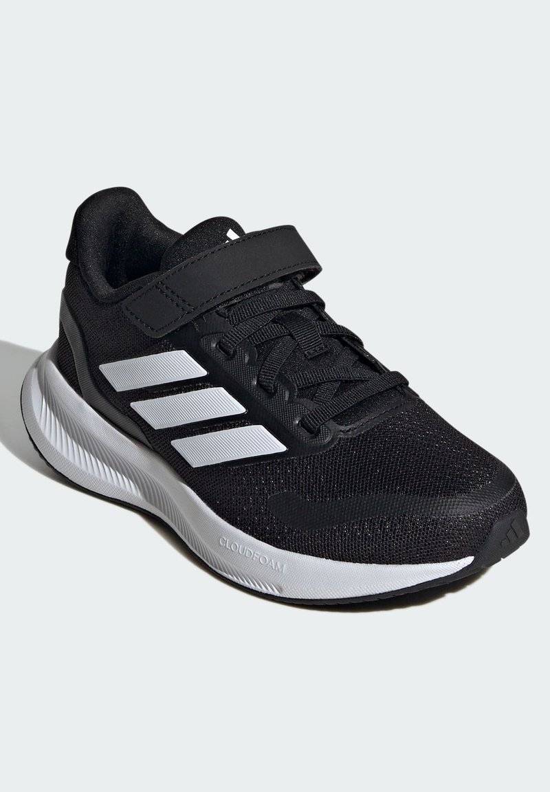 adidas Performance adidas Performance RUNFALCON 5 UNISEX - Neutral running shoes - core black cloud white cloud white Riesige Rabatte