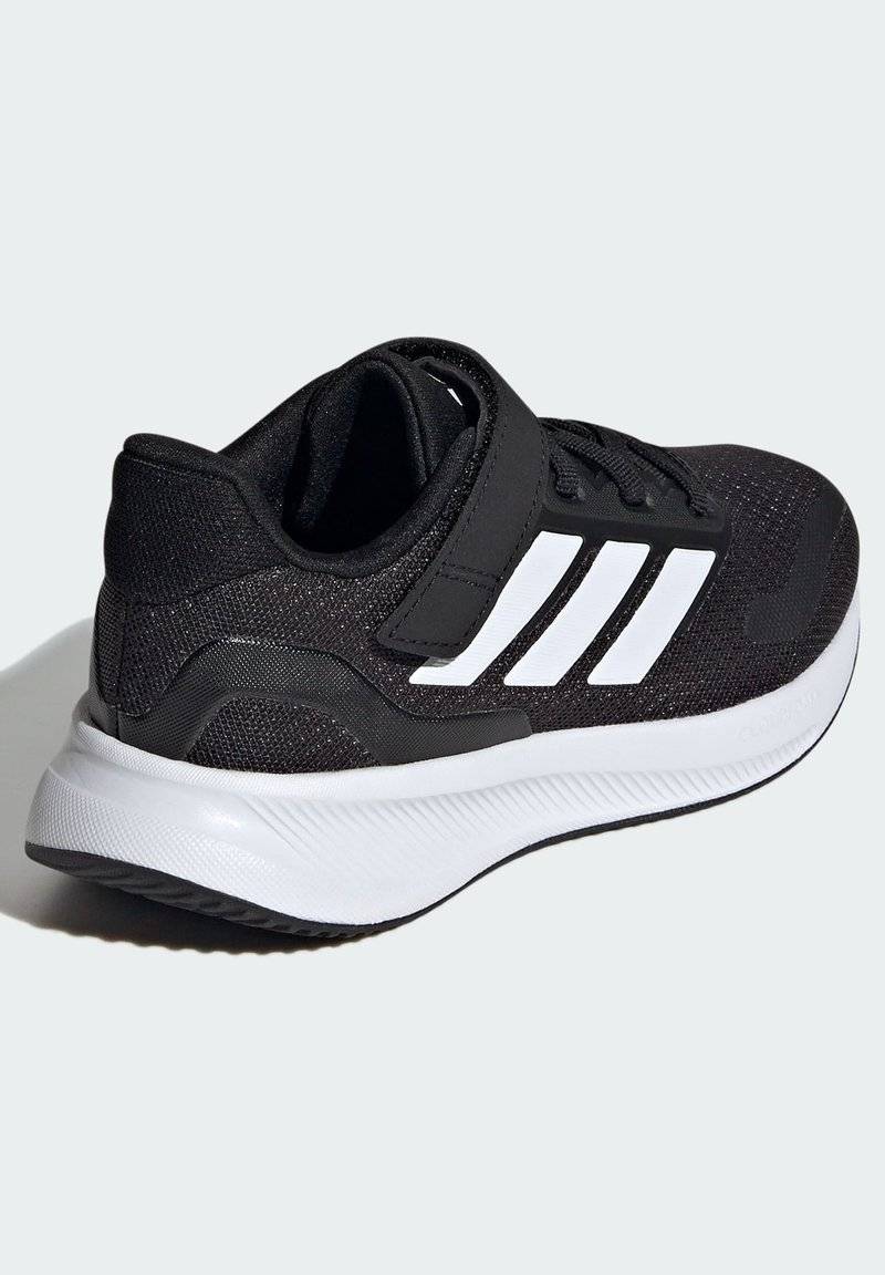 adidas Performance adidas Performance RUNFALCON 5 UNISEX - Neutral running shoes - core black cloud white cloud white Riesige Rabatte
