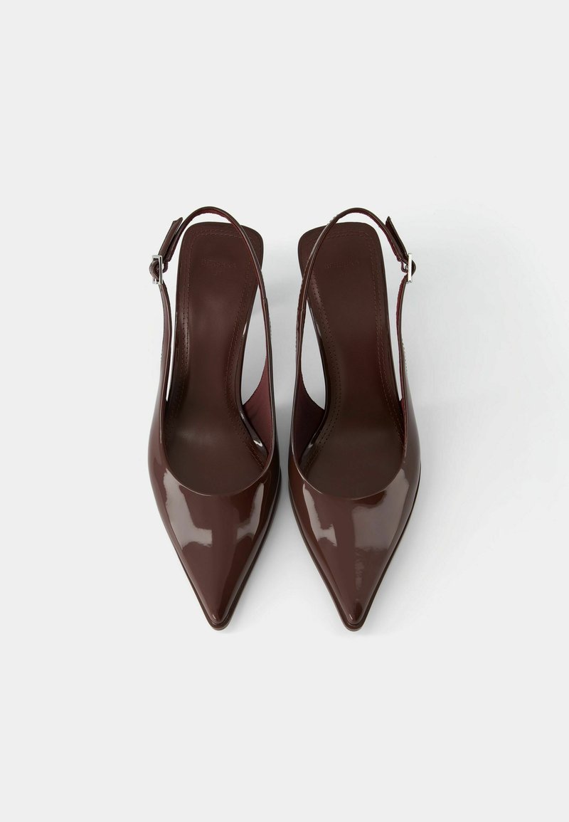 Bershka Bershka KITTEN HEEL - Classic heels - brown Outlet