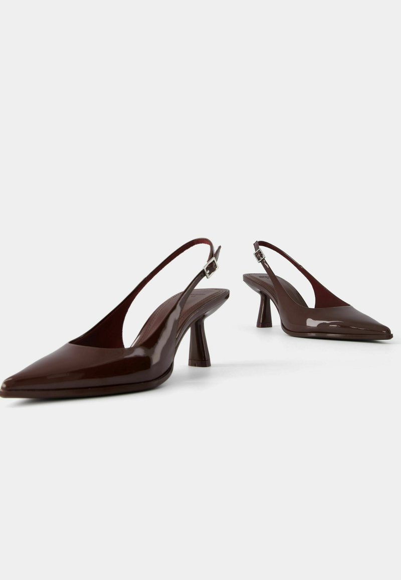 Bershka Bershka KITTEN HEEL - Classic heels - brown Outlet