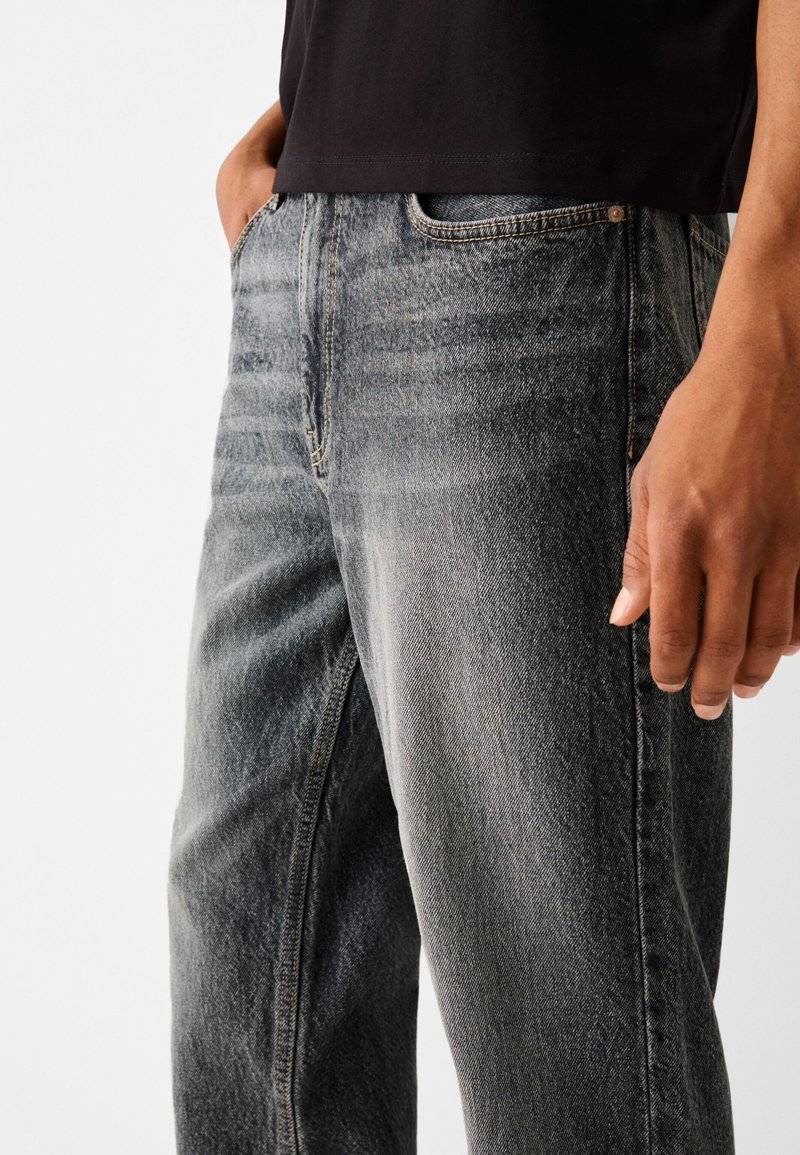 Bershka Bershka Straight leg jeans - mottled dark grey Begrenzt auf 3 Tage