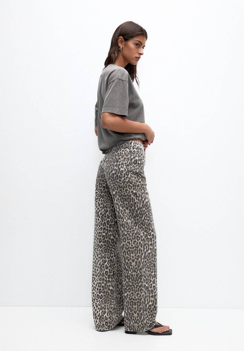 PULL&BEAR PULL&BEAR Trousers - brown Black Friday Preise