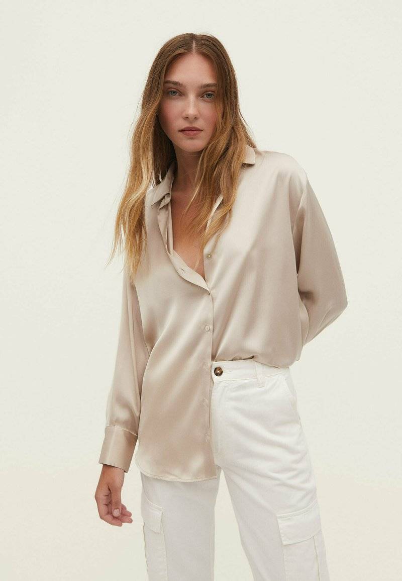 Stradivarius Stradivarius COLLARED - Button-down blouse - stone Im Verkauf