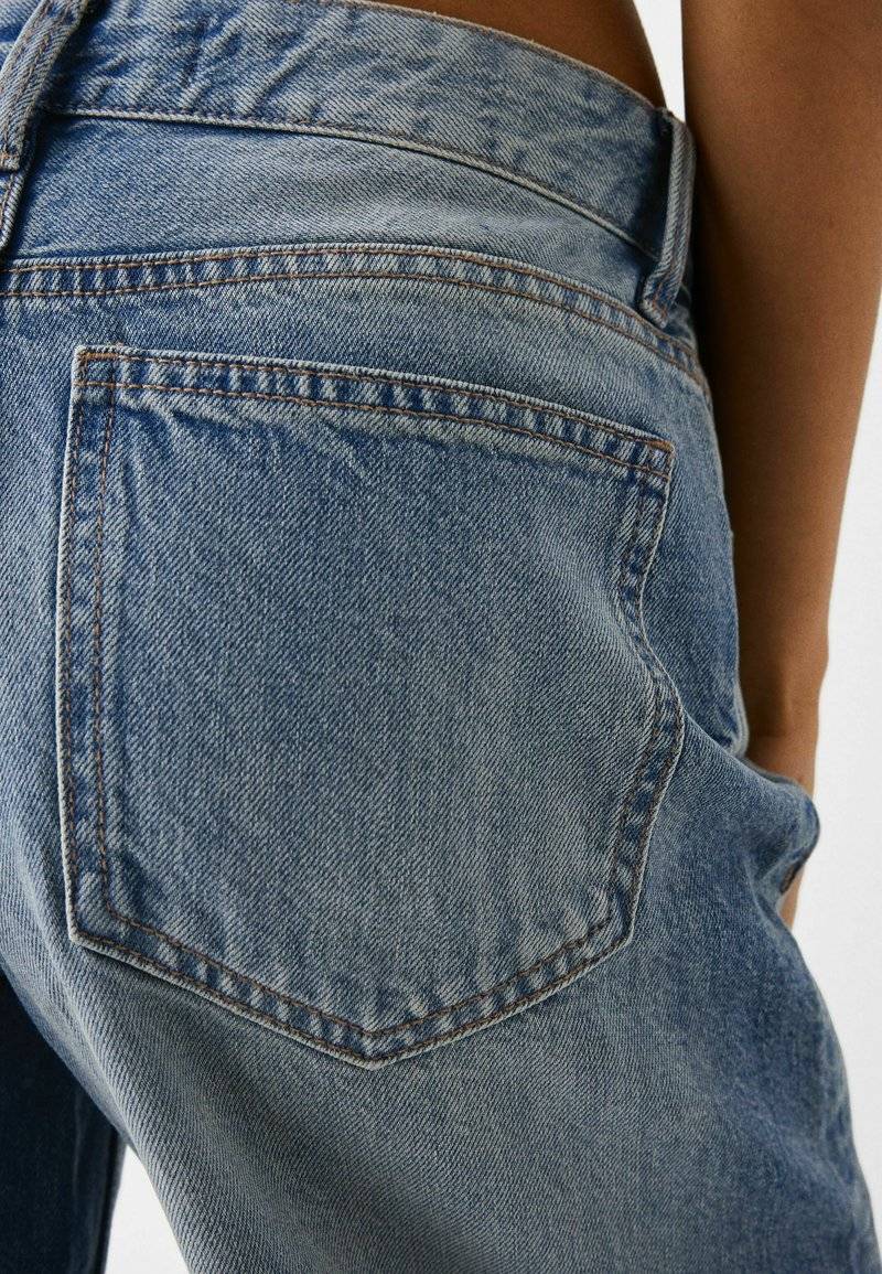 Bershka Bershka WIDE-LEG - Relaxed fit jeans zollfrei