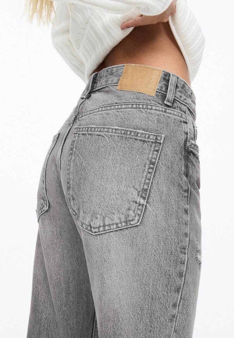 PULL&BEAR PULL&BEAR MID - Straight leg jeans - grey Meist gekauft