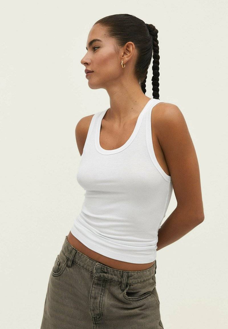 Stradivarius Stradivarius RACERBACK - Top - white denim Rabatt