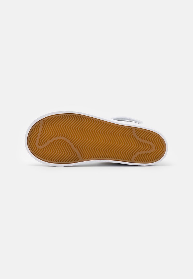 Nike Sportswear Nike Sportswear BLAZER MID 77 - High-top trainers Bestseller