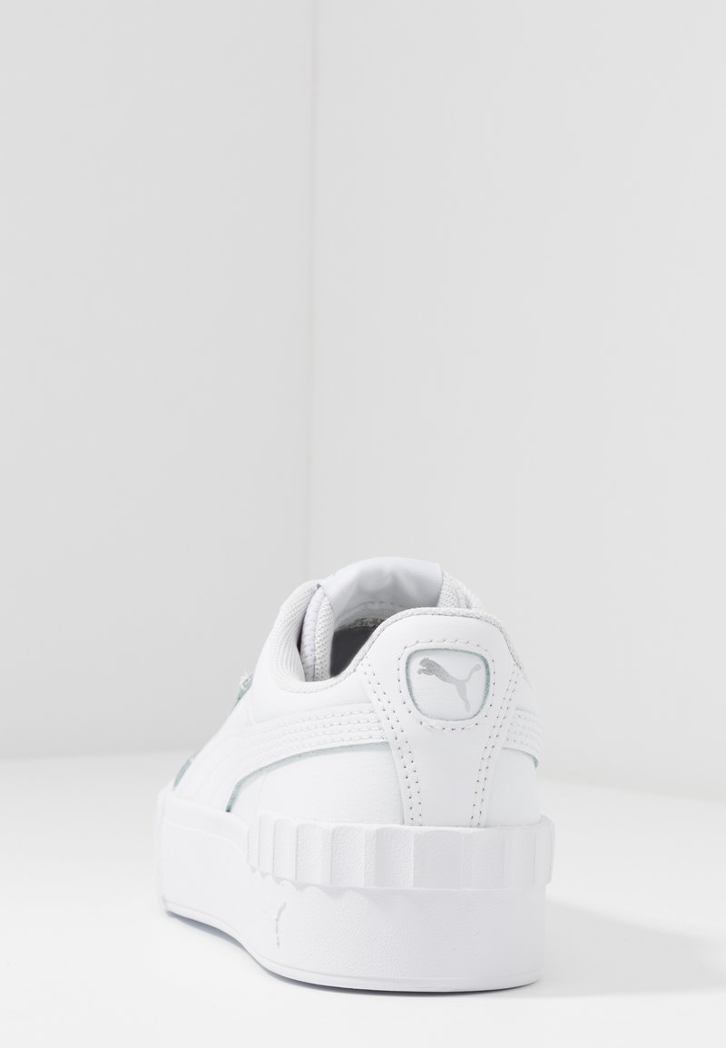 Puma Puma CARINA LIFT - Trainers - white Saisonale Angebote