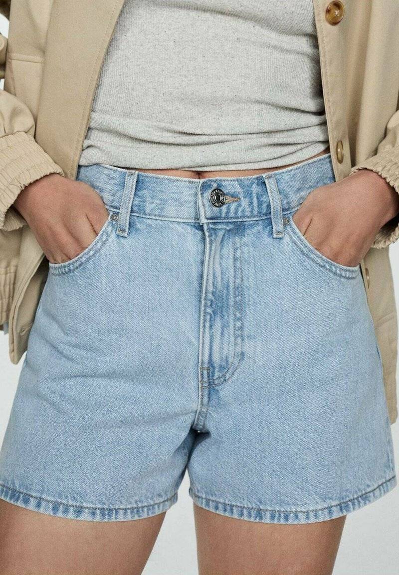 Mango Mango Denim shorts - light blue Fabrikverkauf
