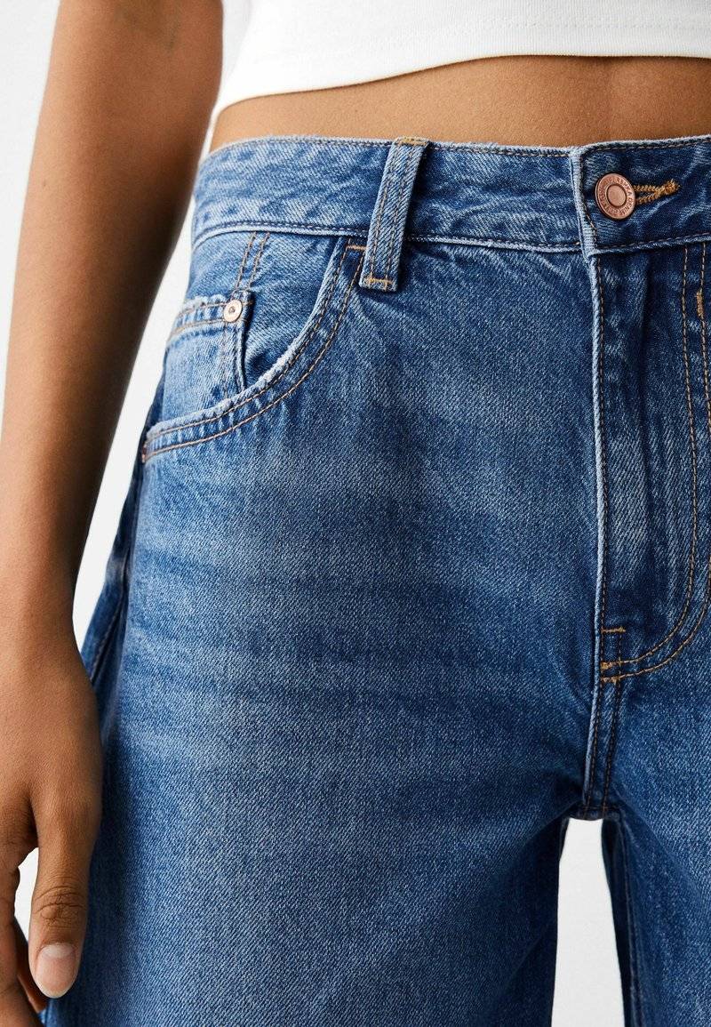 Bershka Bershka WIDE-LEG - Relaxed fit jeans - dark blue Günstig kaufen