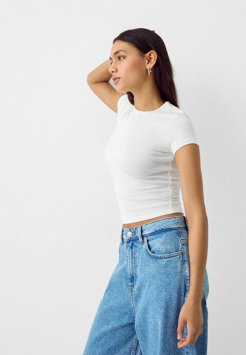 Bershka Bershka SHORT SLEEVE ROUND NECK 2 PACK - Basic T-shirt - black Exklusivangebot